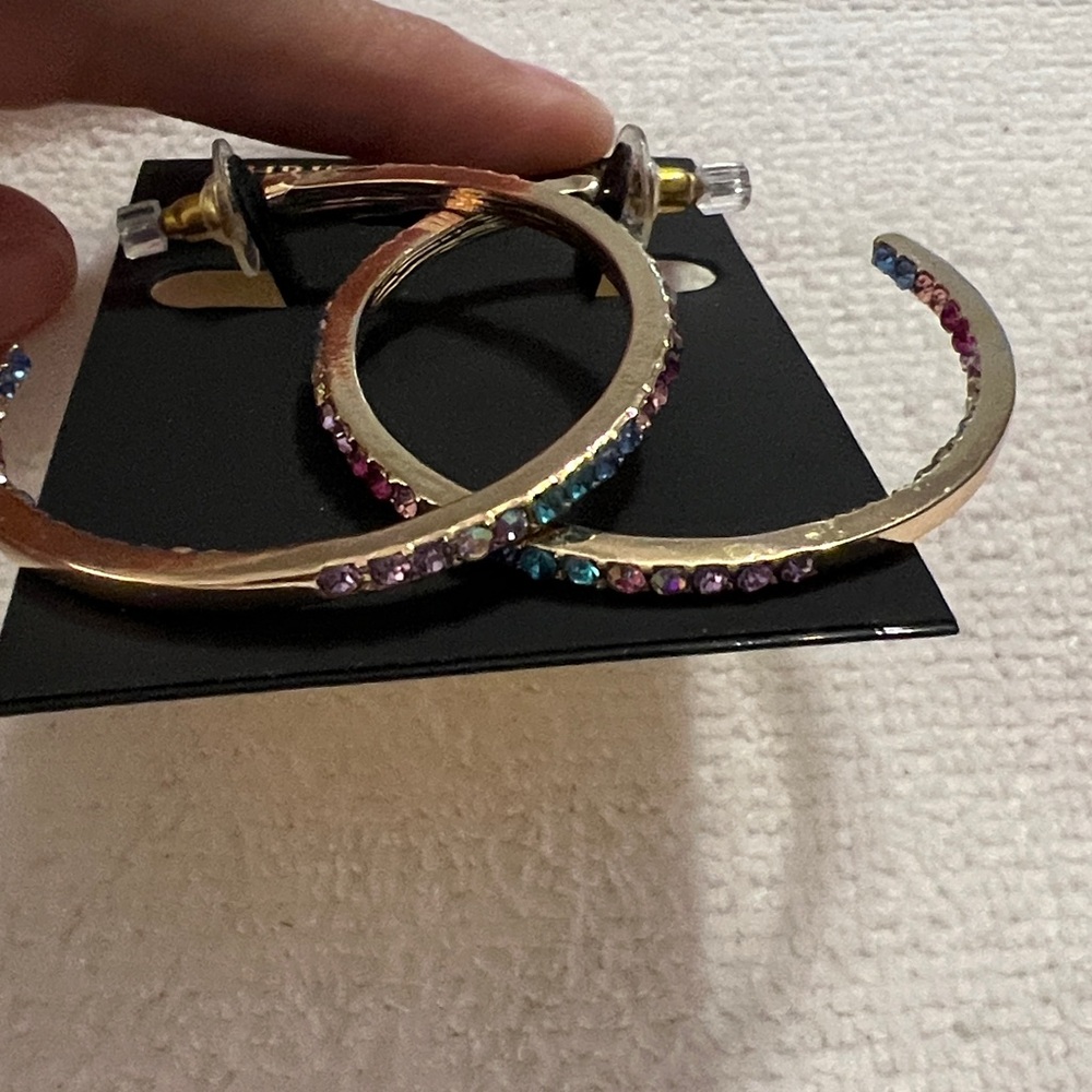 3/$18 Christian Siriano Gold Multicolor Hoop Earrings Lot 271